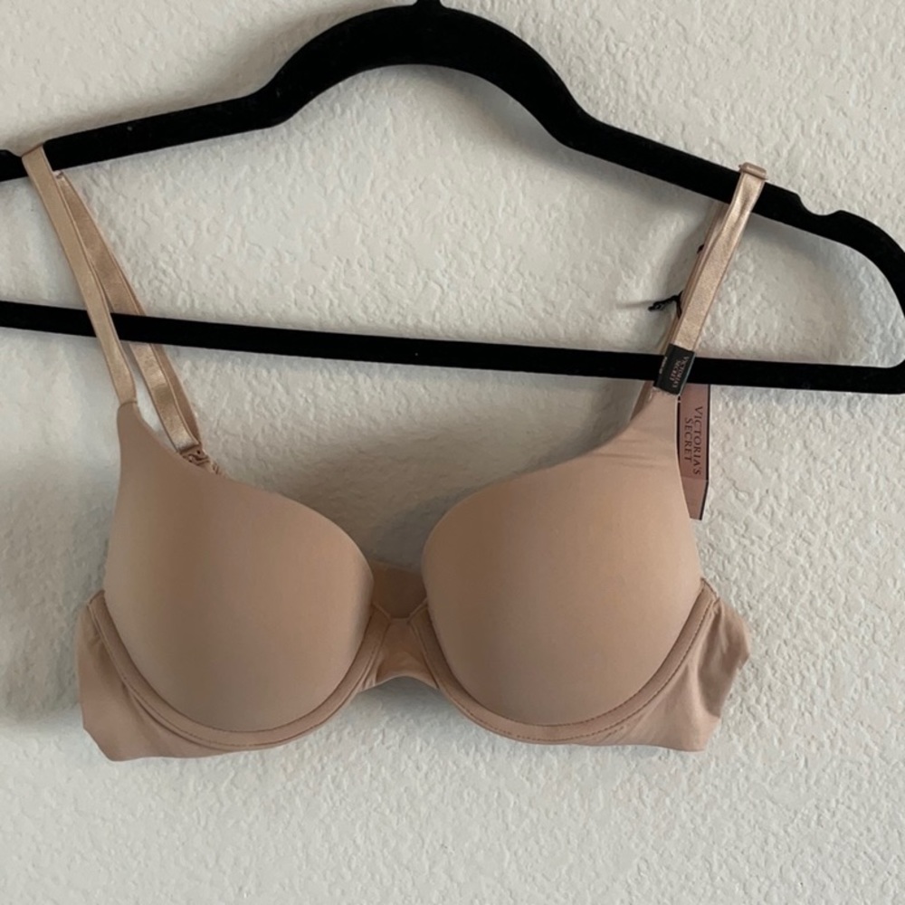 NEW Victoria Secret Bra 32B